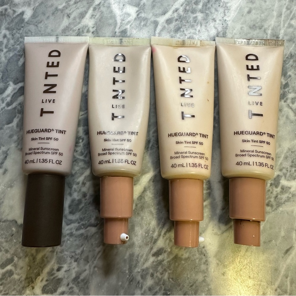 Live Tinted Hueguard‎ Tinted Moisturizer